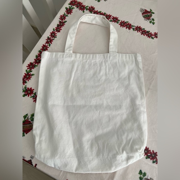 And so the adventure begins tote - Picture 2 of 2